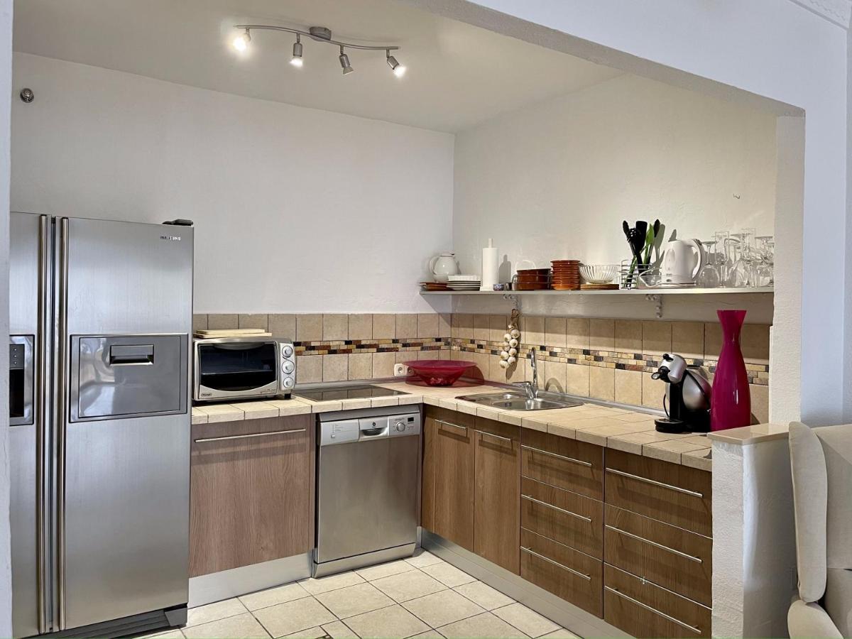 Apartamento Alyanna Михас Экстерьер фото
